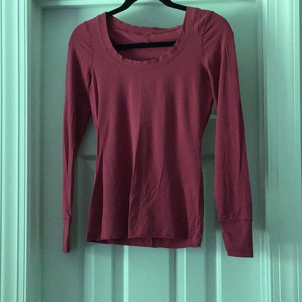 Vintage Lululemon Athletica Long-sleeve Shirt